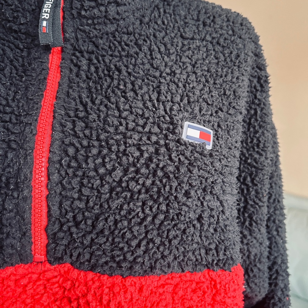 Tommy Hilfiger Sherpa Fleece Quarter Zip Pullover Colorblock Black Red Kids XL - Picture 3 of 12